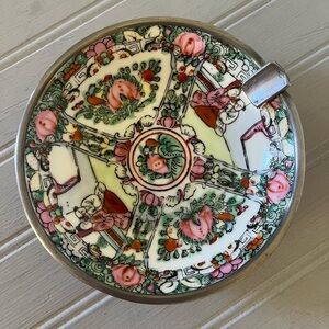 Rose Medallion Vintage Asian Famille Porcelain AshTray Pewter Cased Bottom